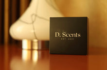 Load image into Gallery viewer, Signature D Scents Box
